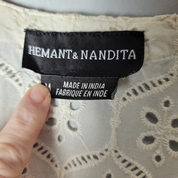 Hemant & Nandita White Eyelet Embroidered Dress M Tassel Hem Boho Indian Made - Picture 5 of 12